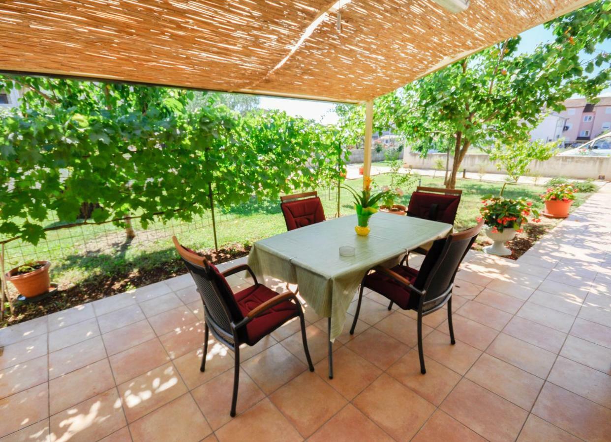 Nevija Daire Novigrad Istria Dış mekan fotoğraf